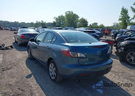 2011 Mazda Mazda3 I Sport z USA, uszkodzony, nr VIN JM1BL1UF5B1368742